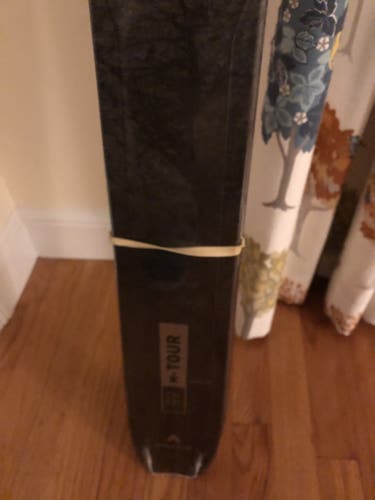 Unisex 2022 Alpine Touring Without Bindings M tour 99  Skis