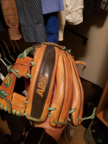 Baseball Glove Used Right Hand Throw Wilson Infield A2K 11.75"