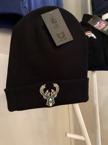 Milwaukee Bucks Beanie