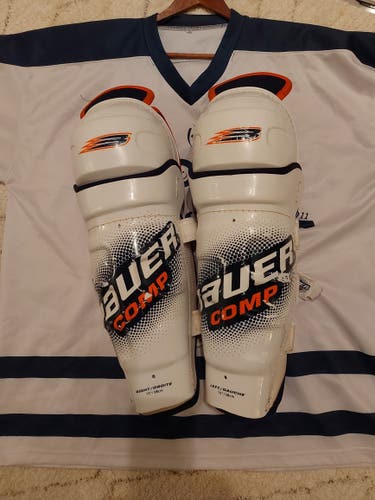 Bauer  comp Shin Pads