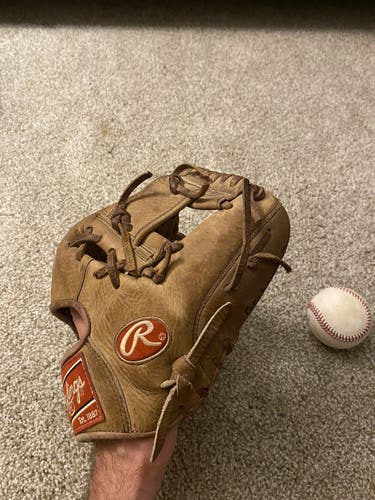 Used Infield 11.5" Sandlot Series Baseball Glove