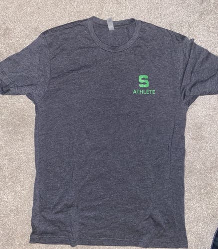Sidelineswap T shirt