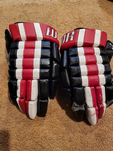 Used Warrior Pro Stock Game Worn Gloves - 14"