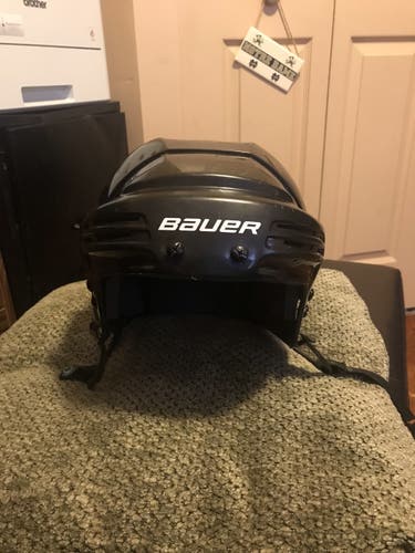 Helmet Used Large Bauer 2100