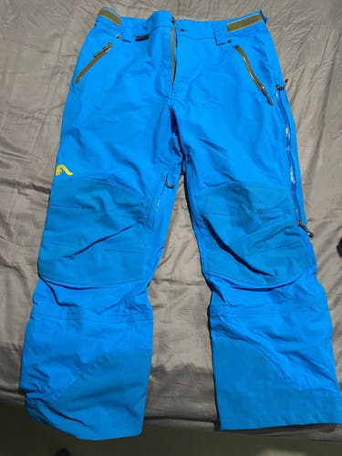 Like New FlyLow Chemical Ski Pant XL