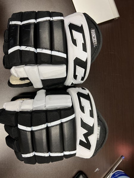 Pro Game Used CCM Pittsburgh Penguins Chad Ruhwedel Hockey Gloves size 14