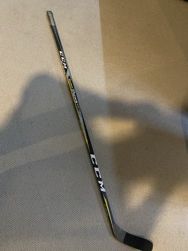 Senior Left Hand Mid Pattern Pro Stock Super Tacks 2.0 Hockey Stick