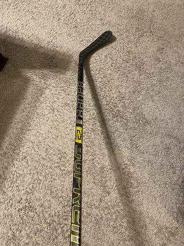Bauer Supreme ADV dressed as Bauer 2S Pro pro stock stick