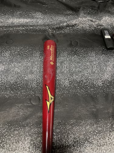 Bat Used BBCOR Certified 2019 Mizuno Wood Bamboo Elite (-3) 29 oz 32"