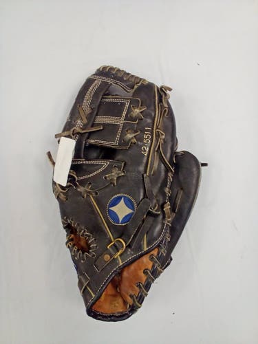 Used Spalding 42-5511 13" Fielders Gloves