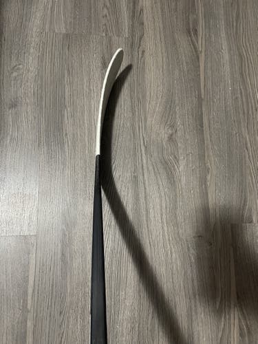 Senior Left Hand Toe Pattern JetSpeed Hockey Stick