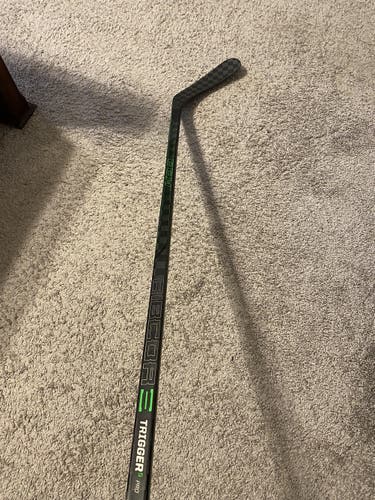 CCM Trigger 5 Pro pro stock RH stick