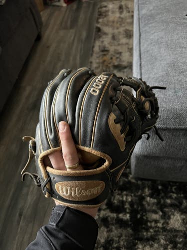 Infield 11.5" A2000 Baseball Glove