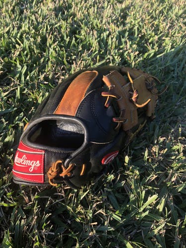 Used Right Hand Throw 11.75" Heart of the Hide Baseball Glove
