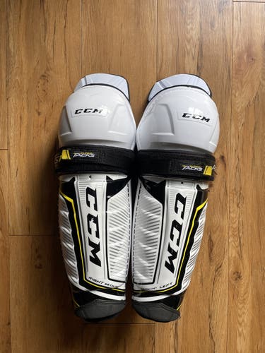 CCM  Super Tacks AS1 Shin Pads Size 14 Sr