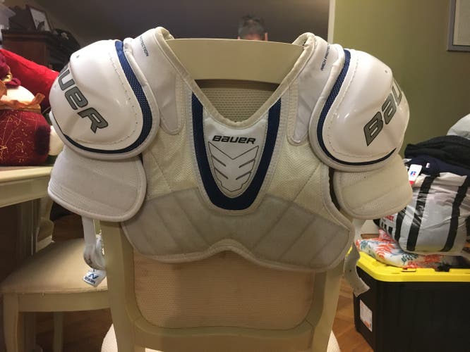Shoulder Pads Youth Used Small Bauer Nexus N9000