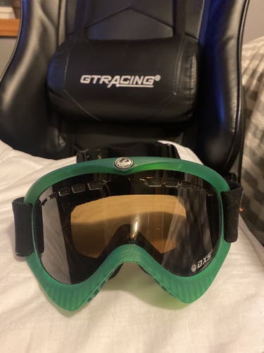 Dragon DXS ski and snowboard goggles