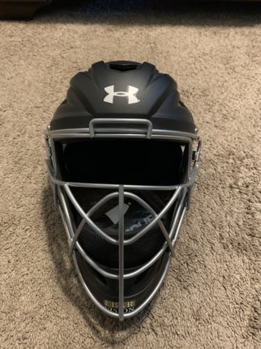 New Under Armour Victory Adult Catcher's Mask - Matte Black