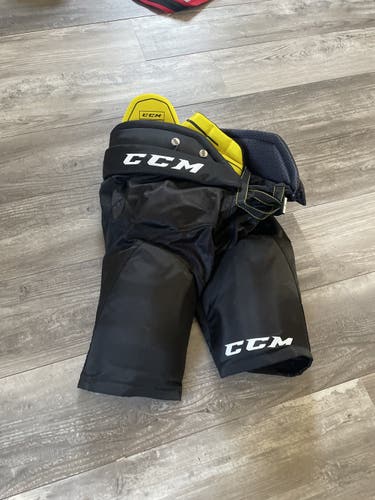 New XL CCM Tacks 9060 Hockey Pants
