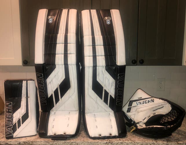 35" Regular Ve8 Pro Carbon Goalie Full Set