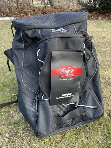 Easton R600 Players Backpack Baseball/Softball