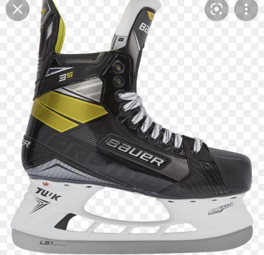 Senior Bauer Extra Wide Width  Size 7 Supreme 3S Hockey Skates