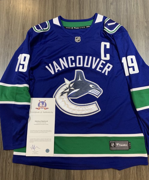 Vancouver Canucks Signed Jerseys, Collectible Canucks Jerseys