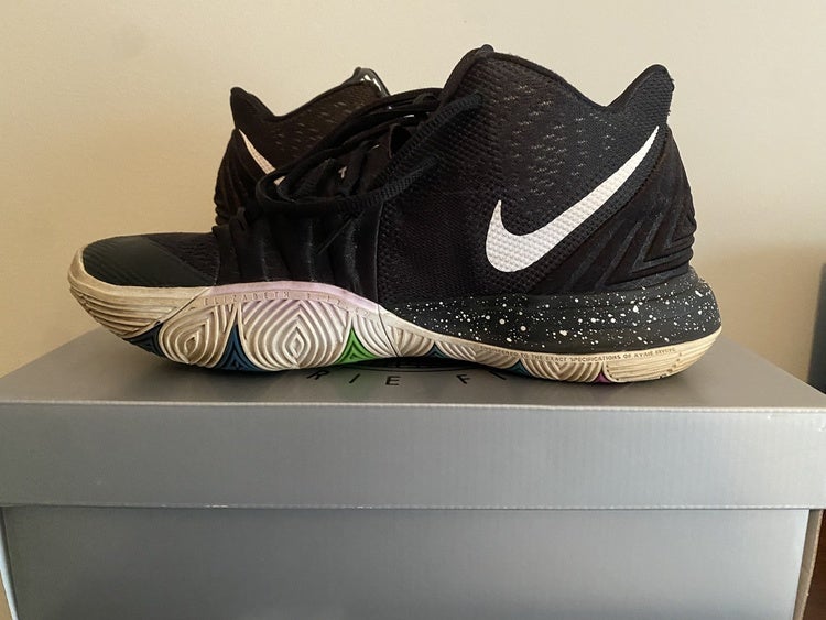 kyrie 5 black silver