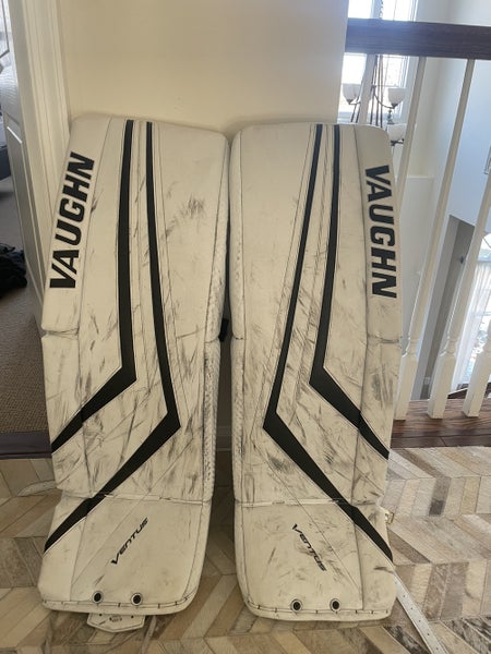 Used 35" Vaughn Pro Stock Ventus SLR2 Pro Carbon Goalie Leg Pads