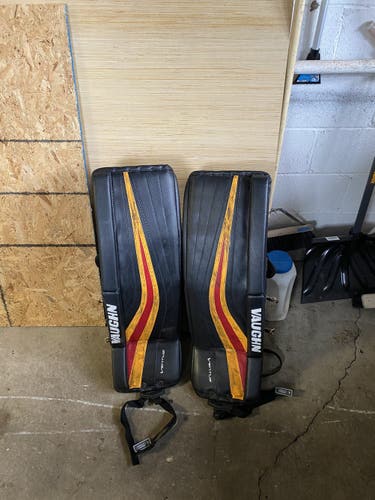 Goalie Leg Pads Used 35" Vaughn Ventus SLR Pro Pro Stock