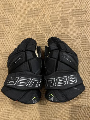 Gloves Used Bauer Vapor 2X 14"