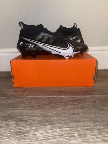 Nike Vapor Edge Pro 360 Black Football Cleats Mens Size 11 AO8277-001