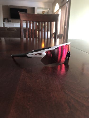 White Unisex REGULAR Oakley Sunglasses