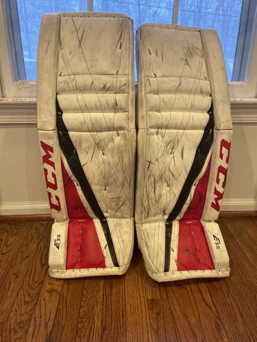 30" CCM  Extreme Flex E3.5 Goalie Leg Pads