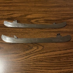 Step Steel Hockey ST Pro XS Steel Runners 255 CCM