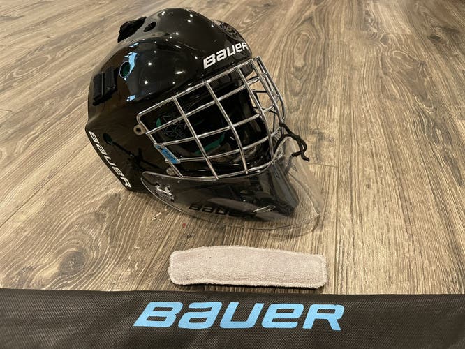 Bauer hockey goalie Youth helmet