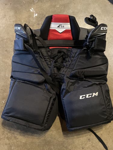 Hockey Goalie Pants Junior Used Large CCM E2.5