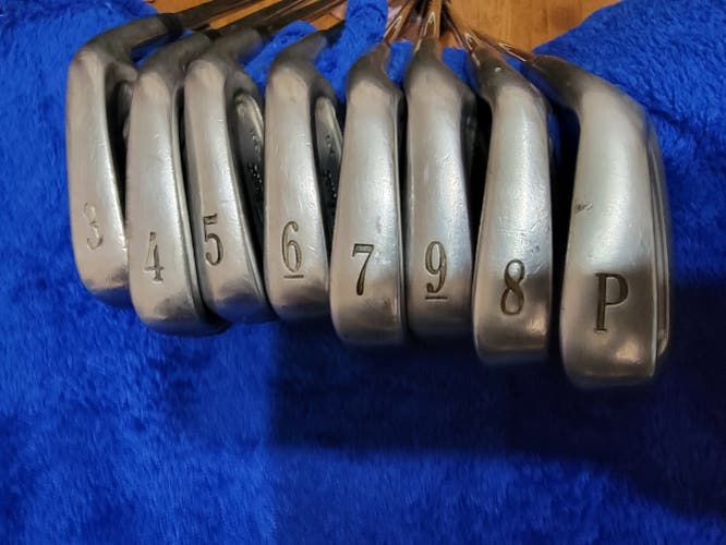 Iron Set Used Men's Titleist Right Handed DCI 981 Regular Flex Steel Shaft