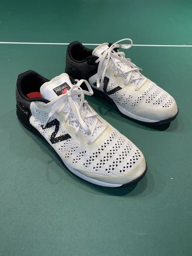 White New Balance Minimus Prevail Shoes Size 11