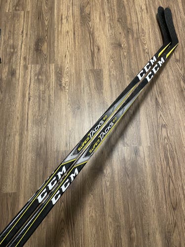 2 pack - CCM Super Tacks 2.0 LH 95 Flex P28 Custom