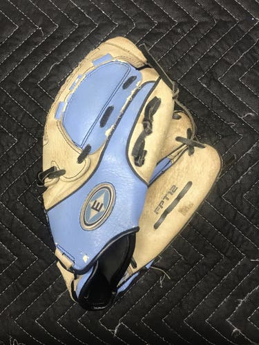 Easton FPT12 12" Softball glove (RHT) Right Hand Thrower Mitt Leather Palm