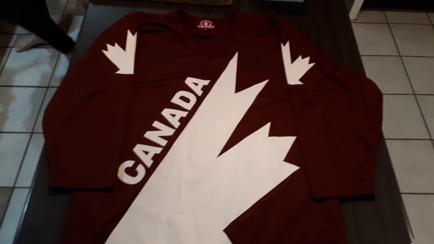 TEAM CANADA ALTERNATIVE 1972 Jersey Adult Men's Used Small
