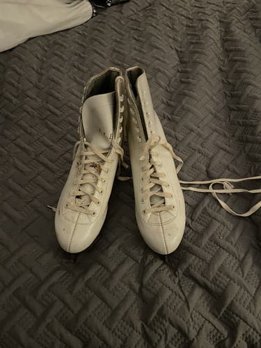Used LL Bean  Figure Skates