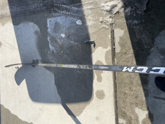 Senior Right Handed Mid Pattern Pro Stock RibCor Trigger2 PMT Hockey Stick