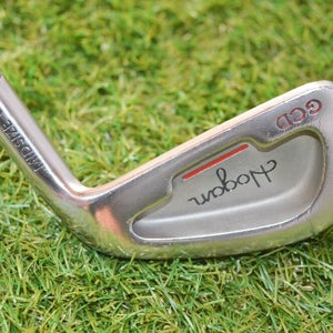 Hogan 	Edge GCD	6 Iron 	Right Handed	37.5"	Steel	Stiff	New Grip