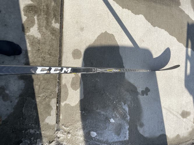 Senior Right Handed Toe Pattern  Super Tacks 2.0 Hockey Stick
