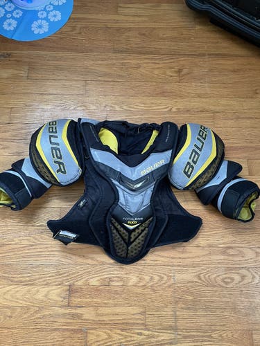 Senior Used Large Bauer Supreme TotalOne NXG Shoulder Pads