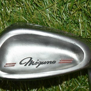 Mizuno 	MSX 	9 Iron 	Right Handed 	36"	Steel 	Stiff	New Grip