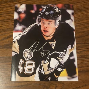 Pittsburgh Penguins Tyler Kennedy Autographed 8x10 Picture