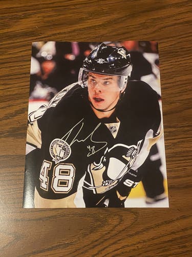 Pittsburgh Penguins Tyler Kennedy Autographed 8x10 Picture